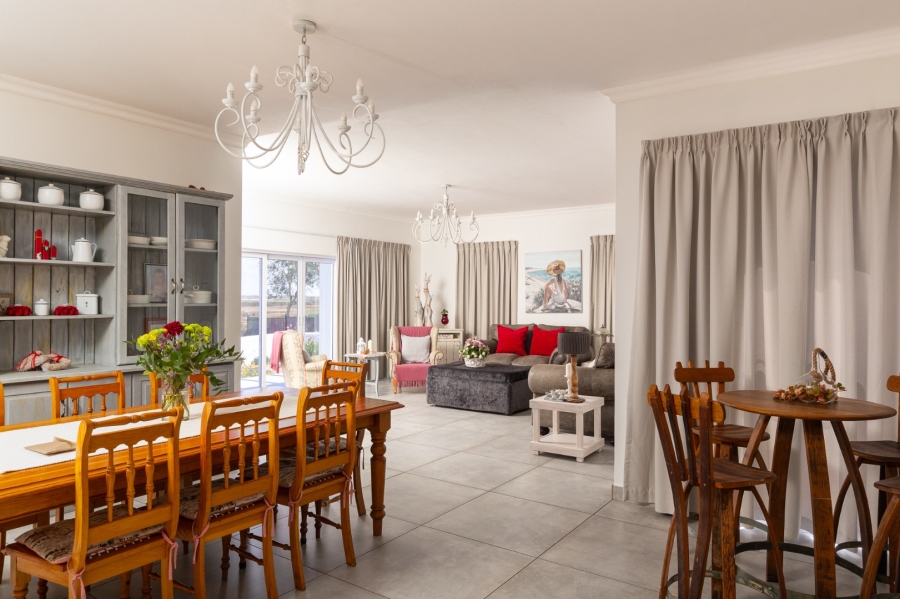 4 Bedroom Property for Sale in Velddrif Western Cape